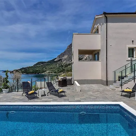 Legero Mit Pool 300 Meter Zum *